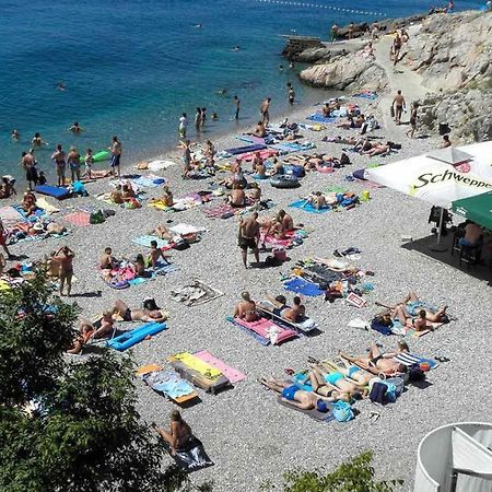 Apartmani Mira Senj  Buitenkant foto