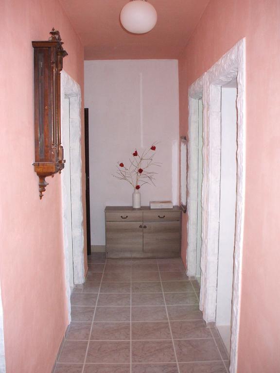Apartmani Mira Senj  Buitenkant foto