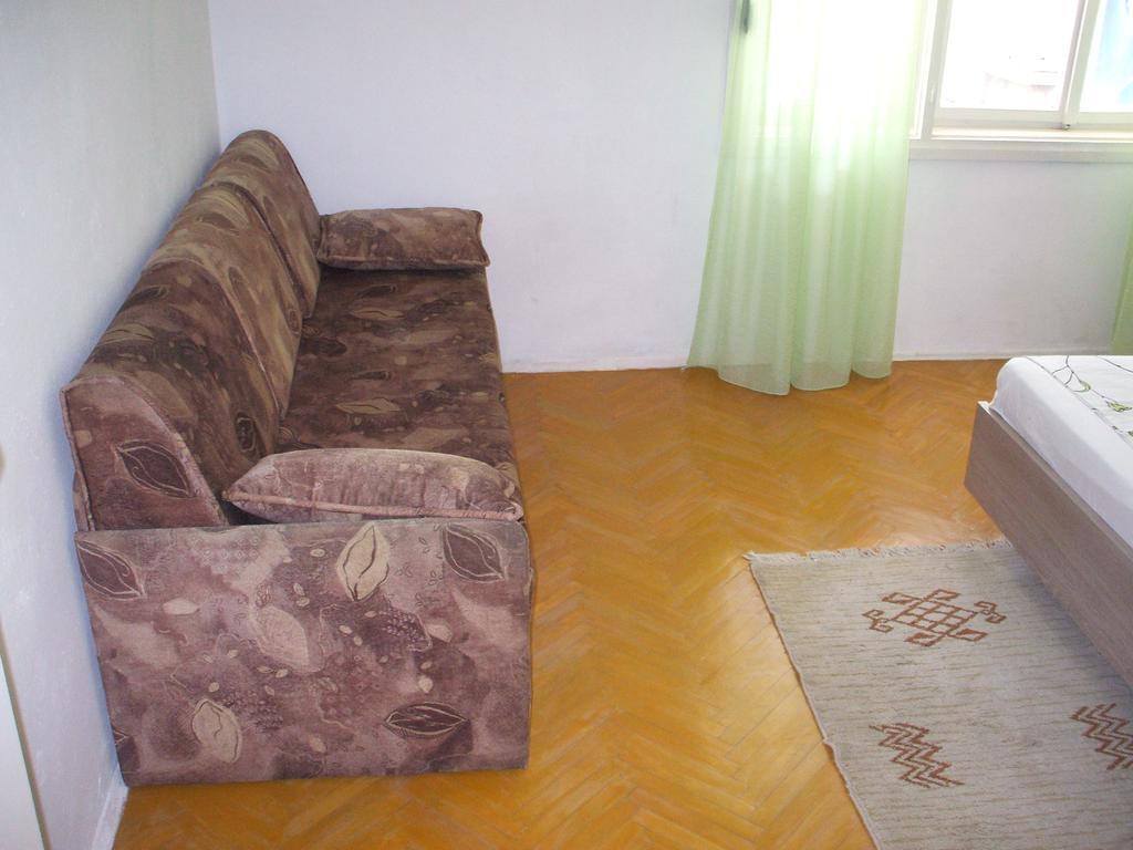 Apartmani Mira Senj  Buitenkant foto
