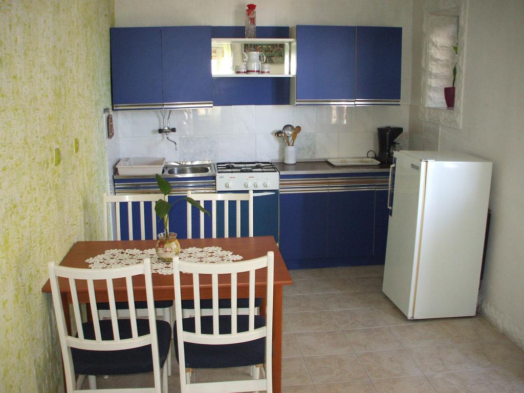 Apartmani Mira Senj  Buitenkant foto