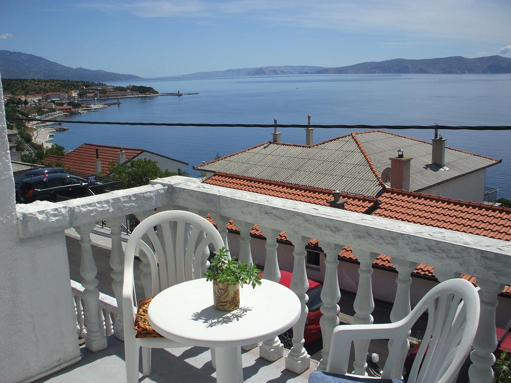 Apartmani Mira Senj  Buitenkant foto