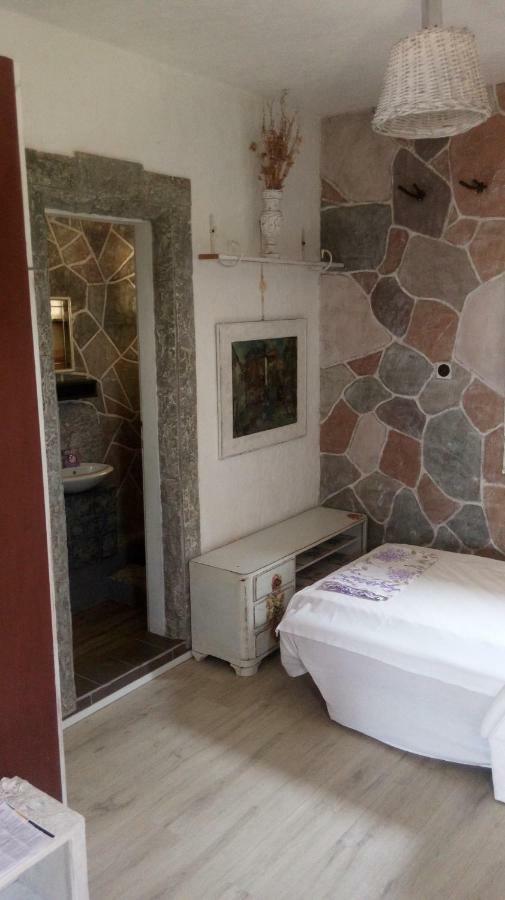 Apartmani Mira Senj  Buitenkant foto