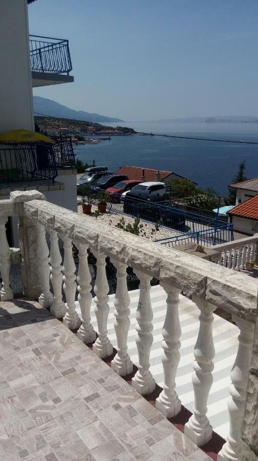Apartmani Mira Senj  Buitenkant foto